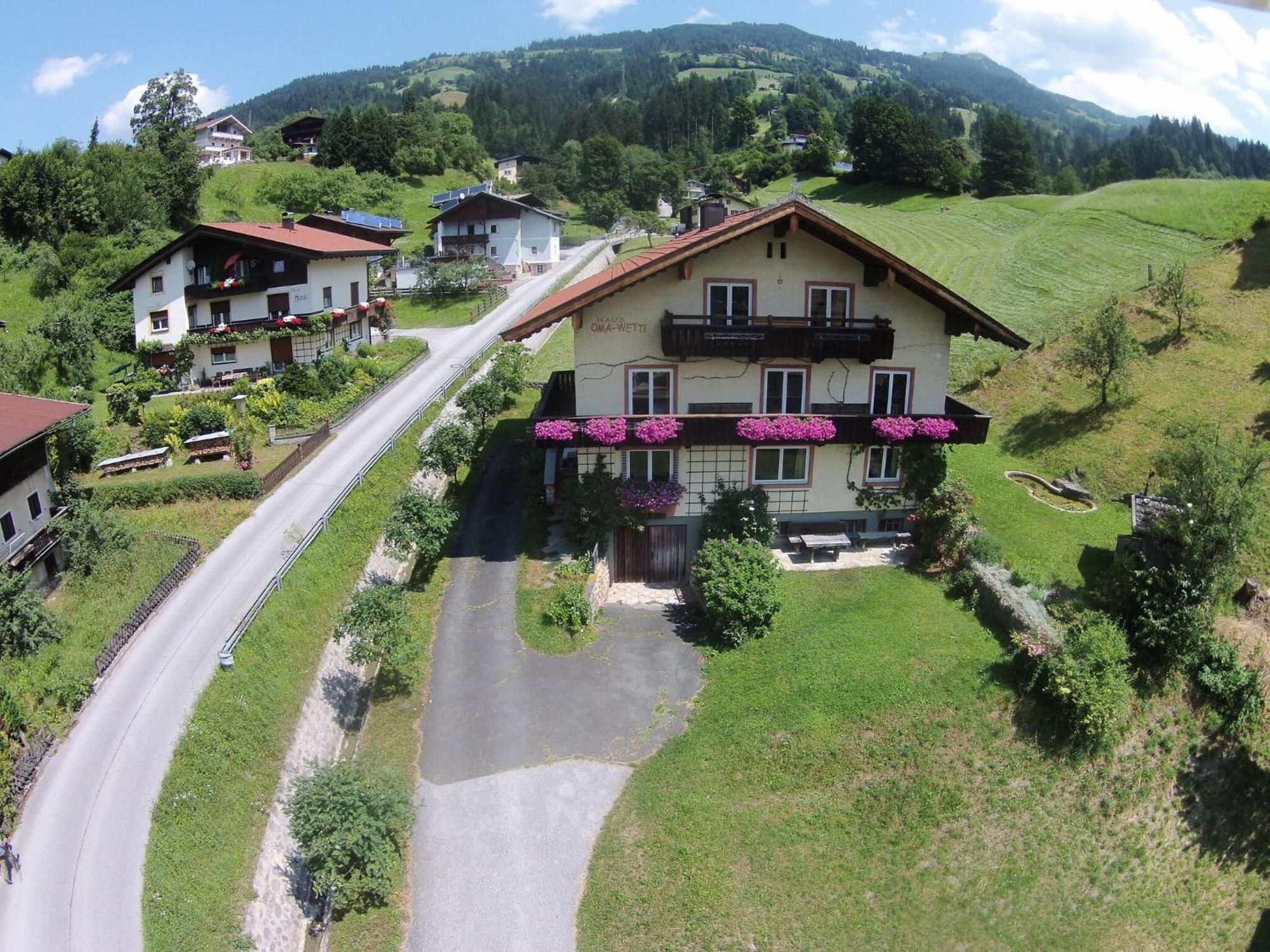 Wonderful Apartment In Hopfgarten Im Brixental With Parking Екстериор снимка