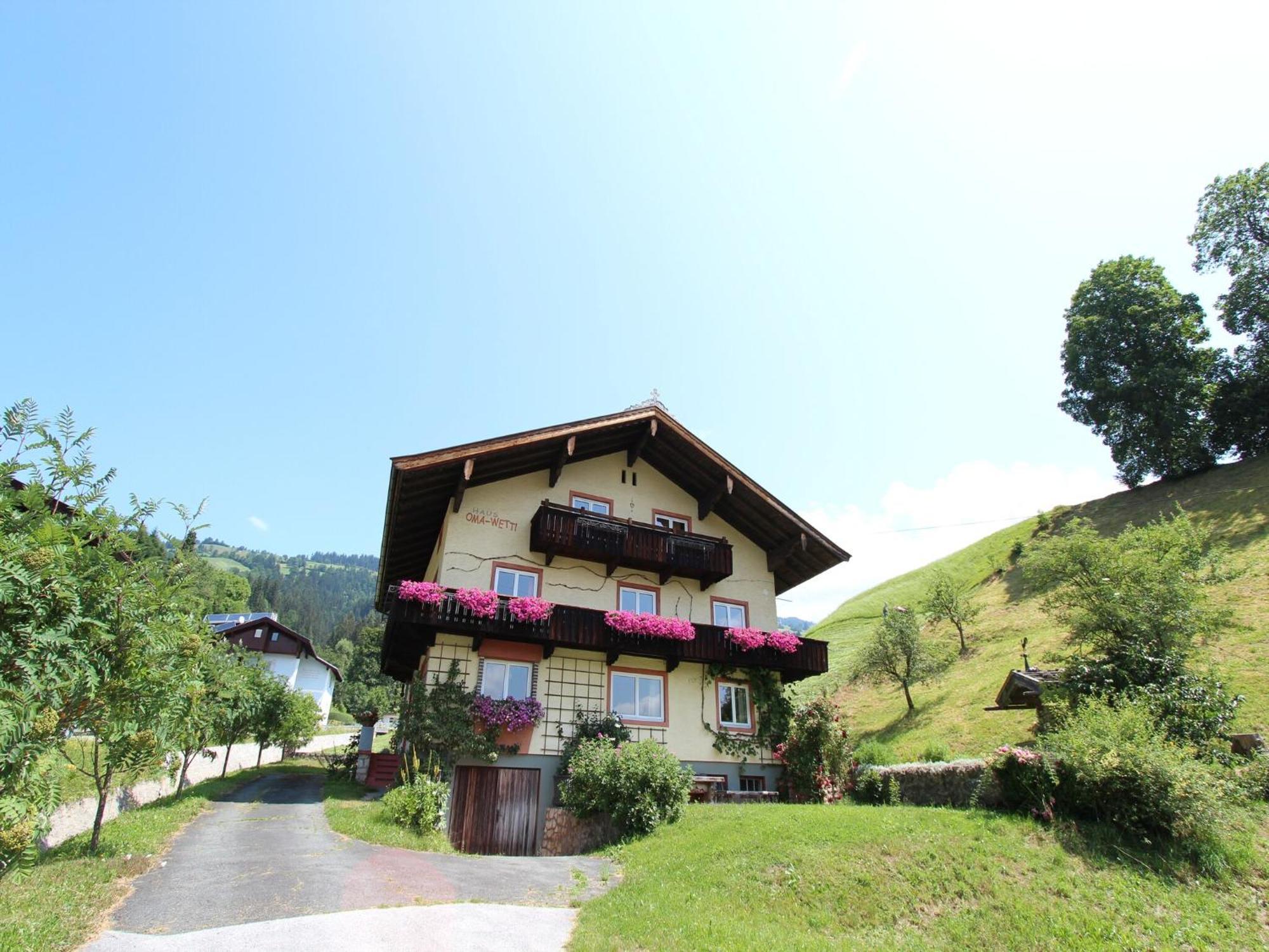 Wonderful Apartment In Hopfgarten Im Brixental With Parking Екстериор снимка